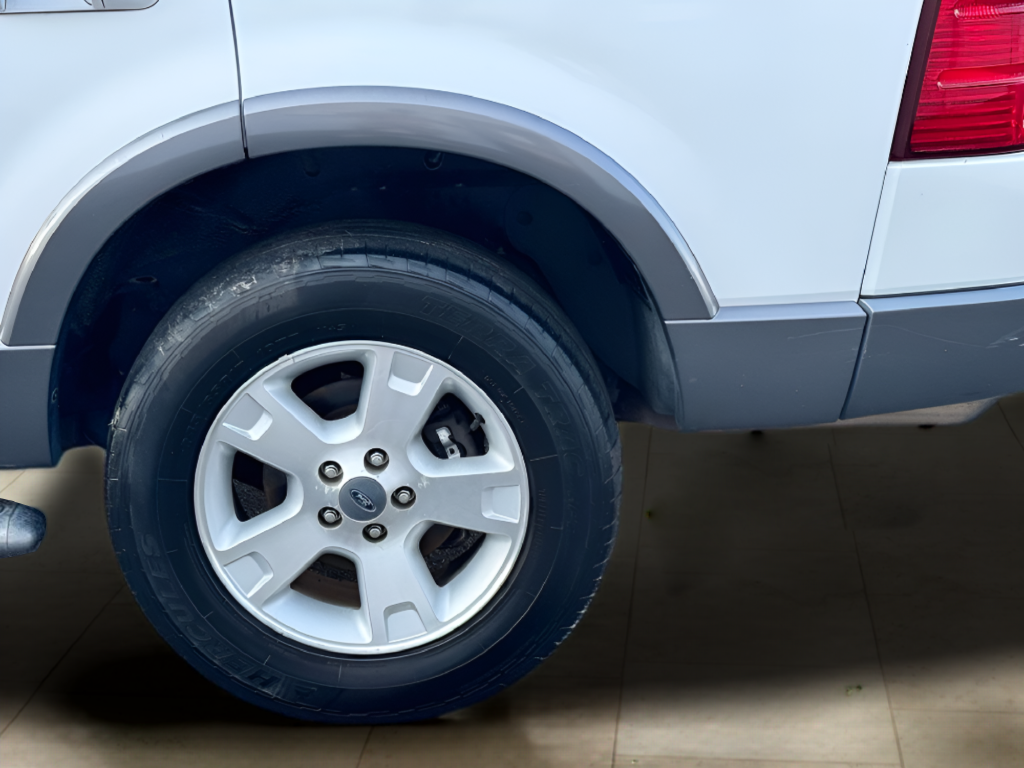 2003 Ford Explorer XLT