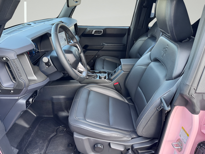 2025 Ford Bronco Badlands Pink Edition