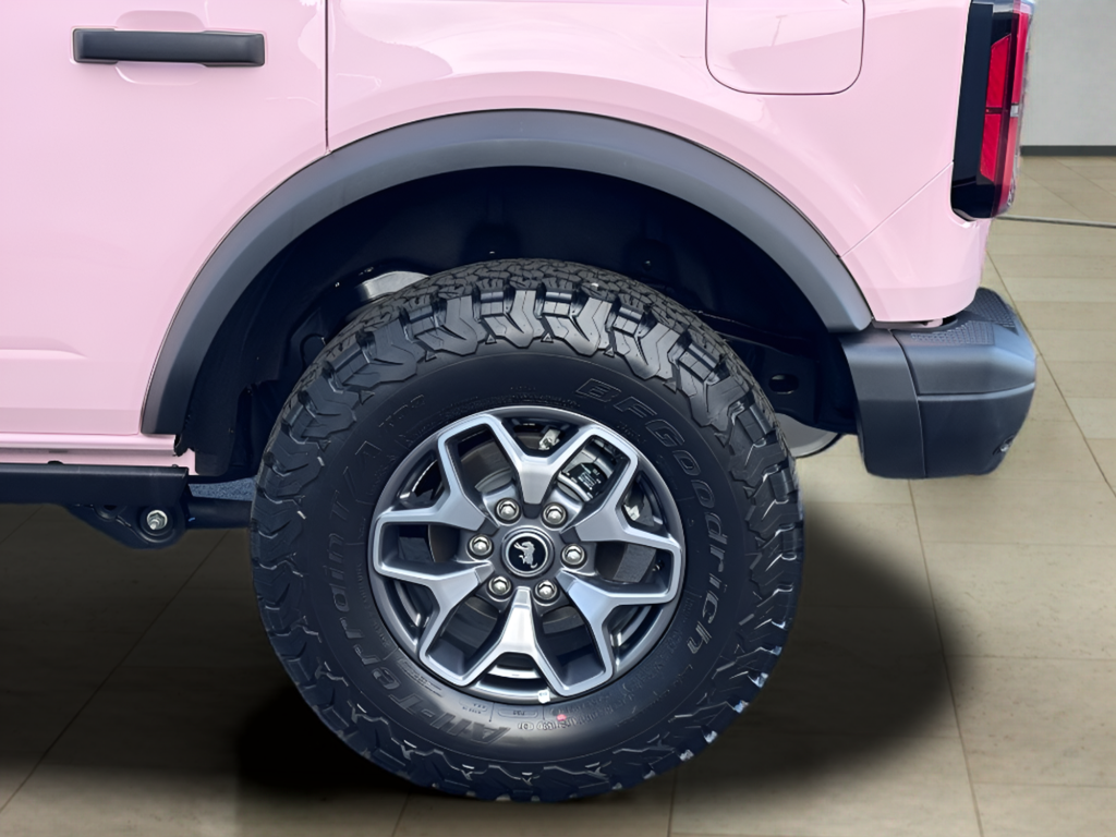 2025 Ford Bronco Badlands Pink Edition