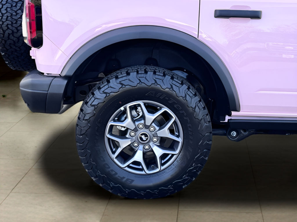2025 Ford Bronco Badlands Pink Edition