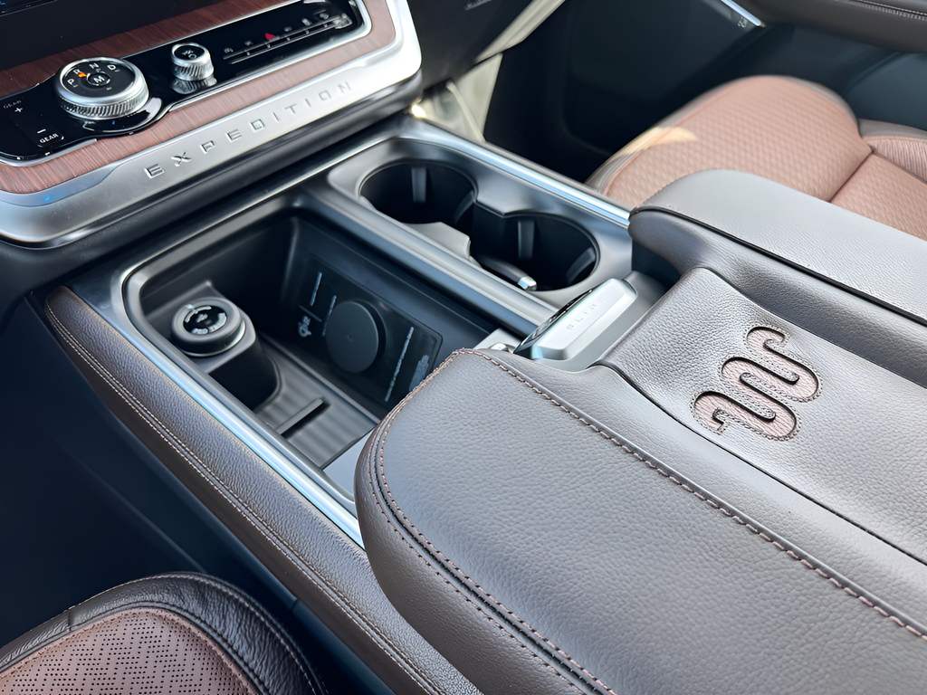 2027 Ford Expedition King Ranch