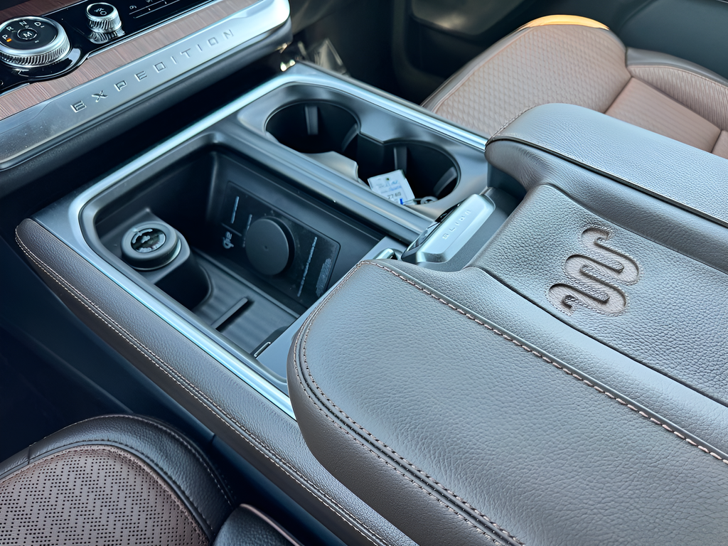 2027 Ford Expedition King Ranch