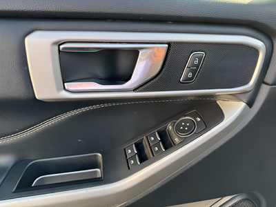 2022 Ford Explorer XLT 4WD