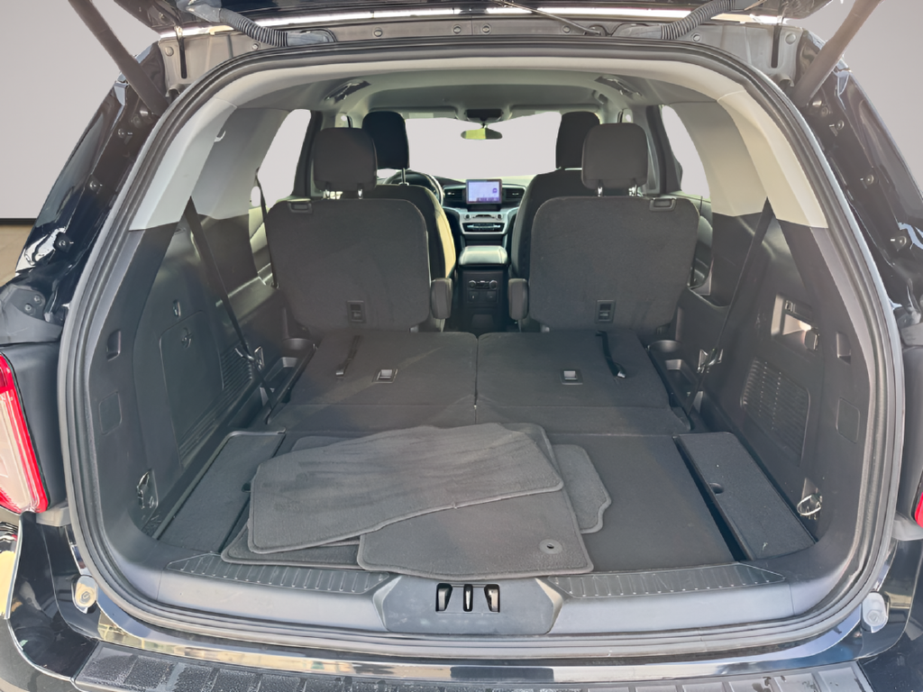 2022 Ford Explorer XLT 4WD