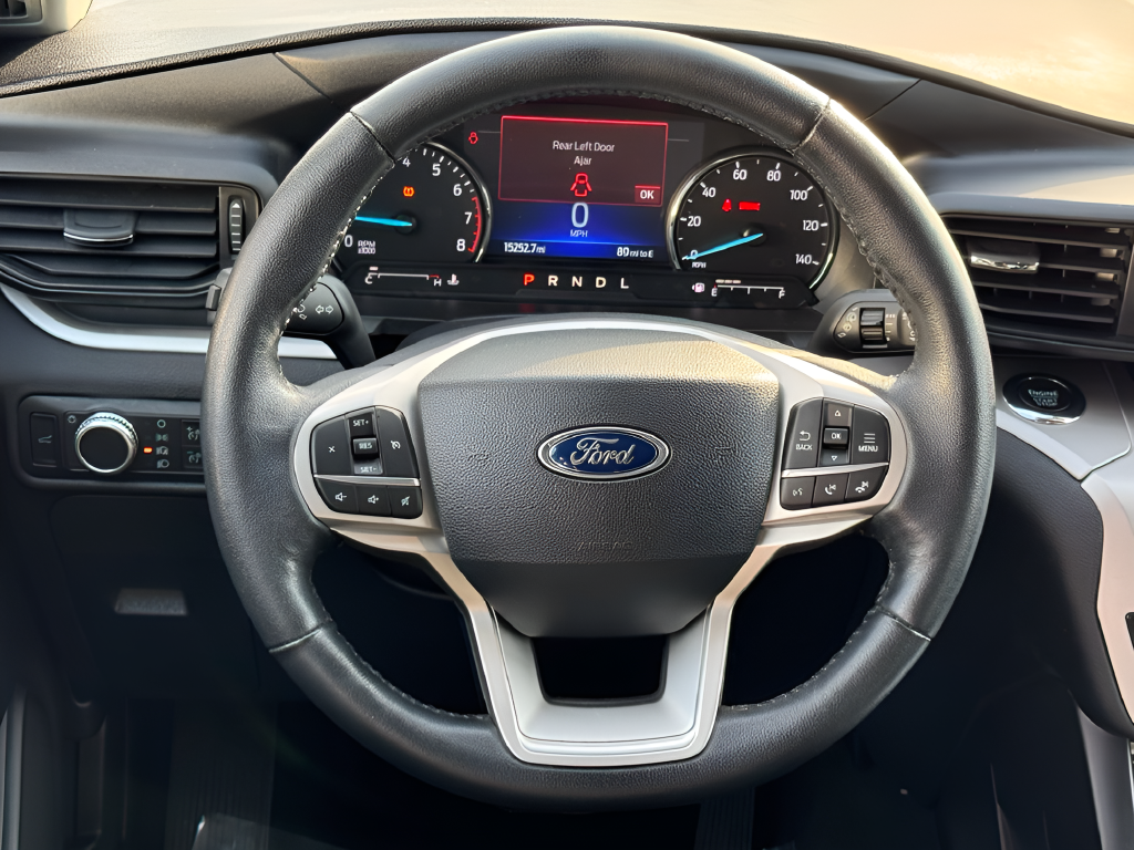 2022 Ford Explorer XLT 4WD