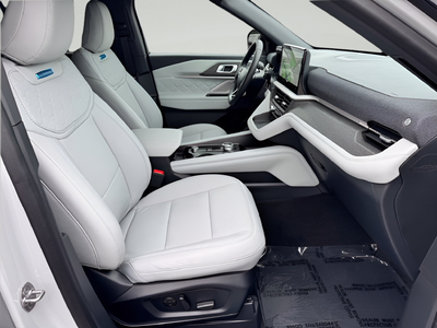 2027 Ford Explorer Platinum