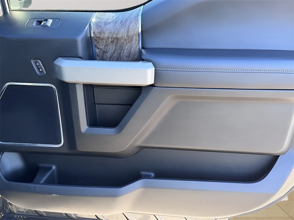 2017 Ford F-350SD Lariat