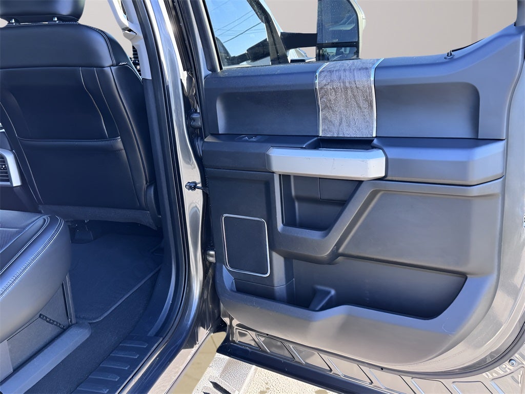 2017 Ford F-350SD Lariat