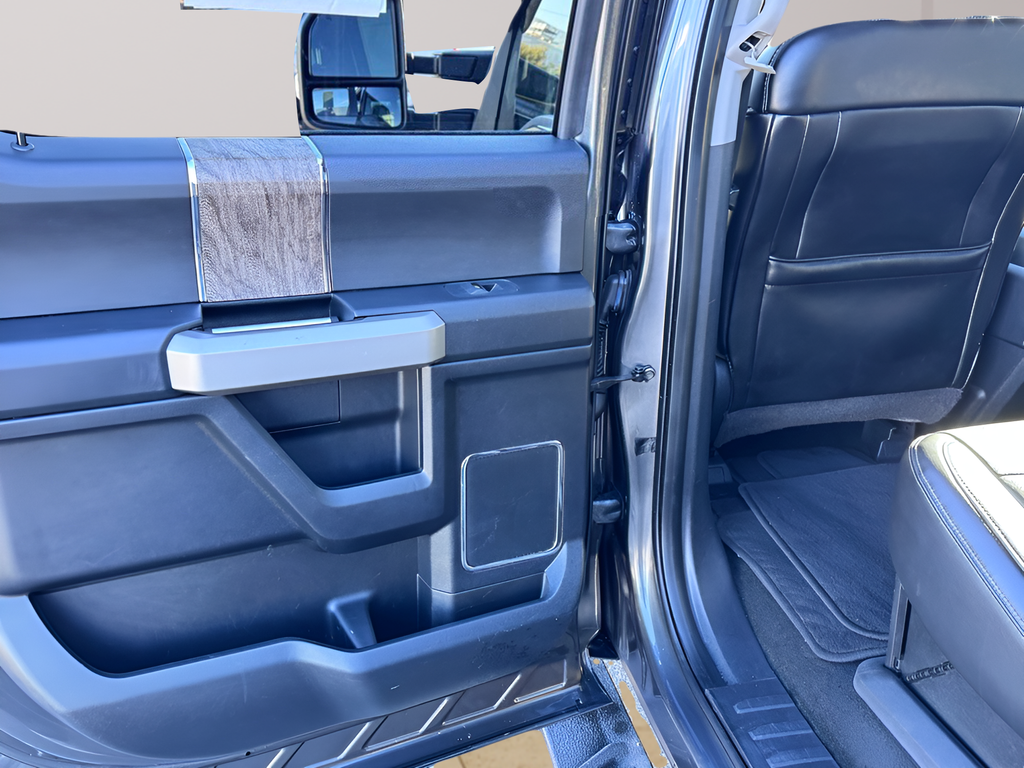 2017 Ford F-350SD Lariat