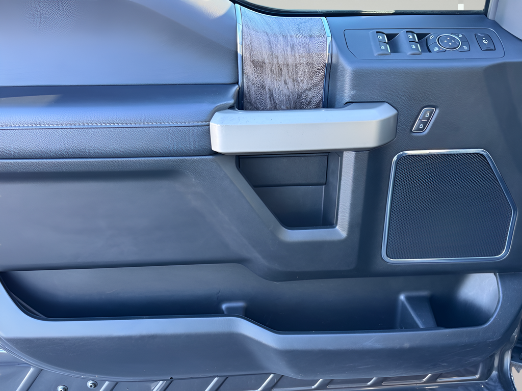 2017 Ford F-350SD Lariat