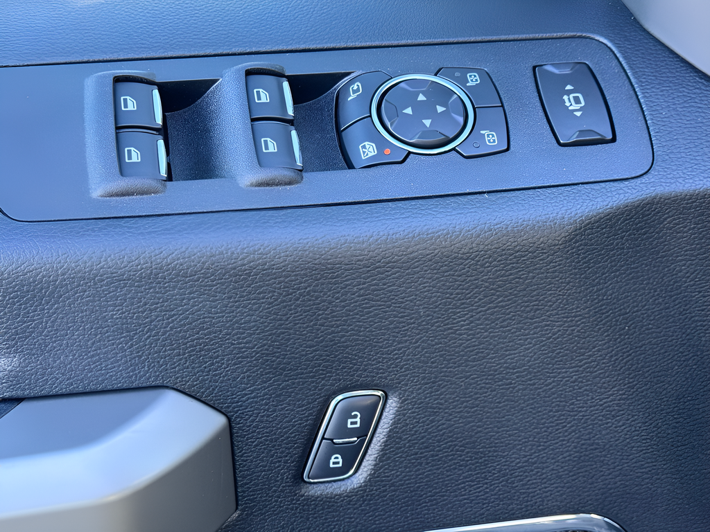 2017 Ford F-350SD Lariat