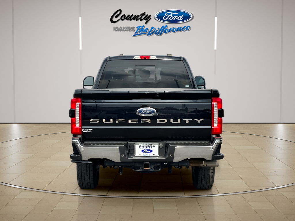 2023 Ford F-350SD Lariat