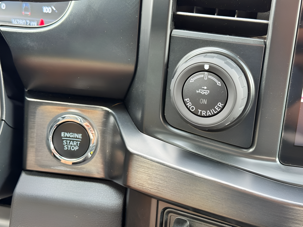 2023 Ford F-350SD Lariat