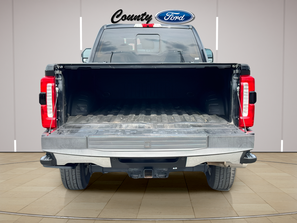 2023 Ford F-350SD Lariat