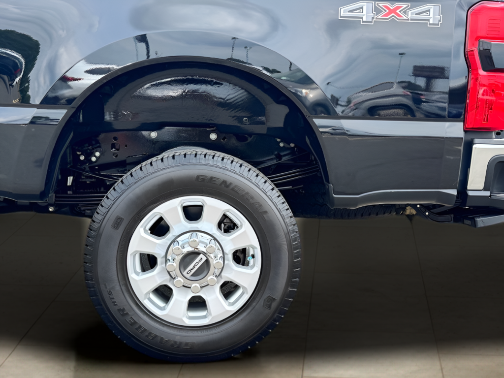 2023 Ford F-350SD Lariat