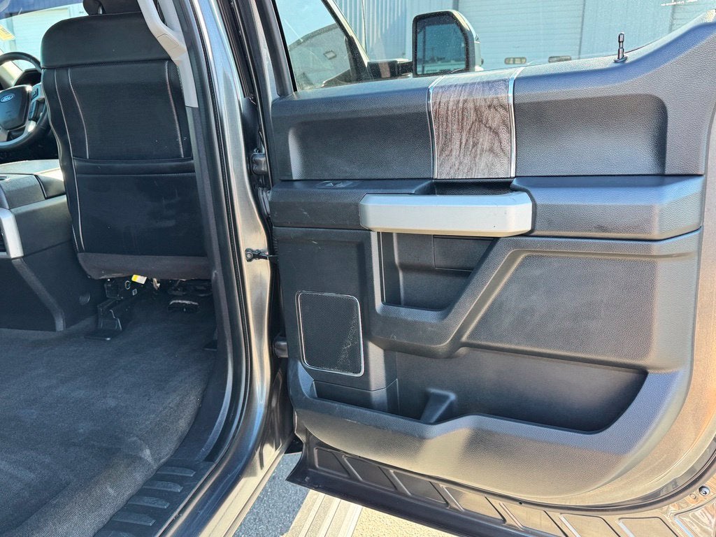2018 Ford F-350SD Lariat DRW
