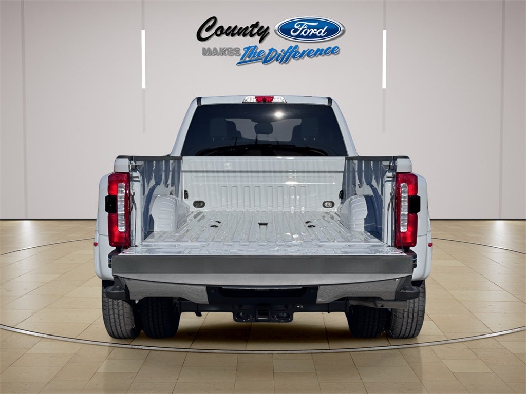 2026 Ford F-350SD XLT DRW