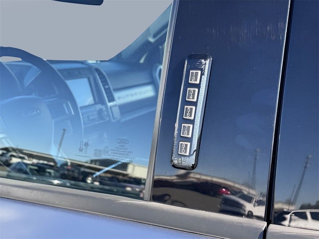 2021 Ford F-350SD Lariat DRW