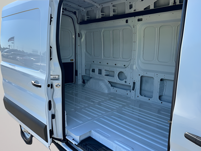 2027 Ford Transit-350 Base