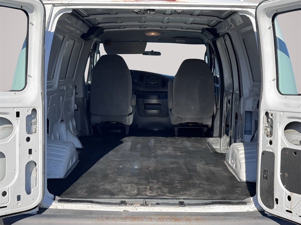 2006 Ford E-150 Commercial