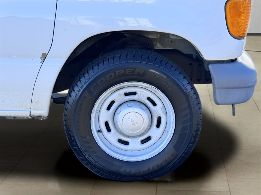2006 Ford E-150 Commercial