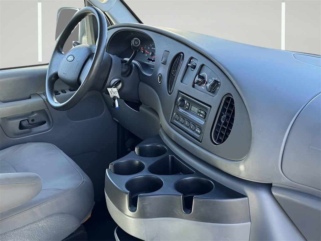 2006 Ford E-150 Commercial