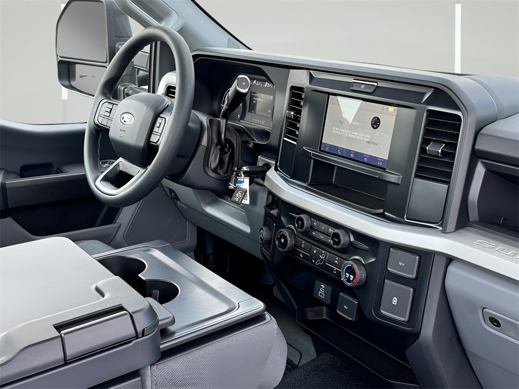 2025 Ford F-350SD XL