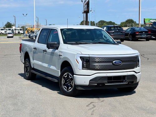 2023 Ford F-150 Lightning XLT