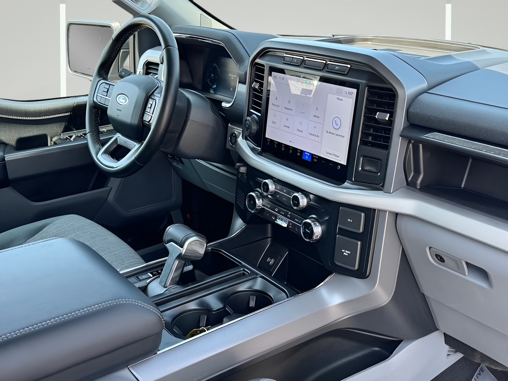 2023 Ford F-150 Lightning XLT