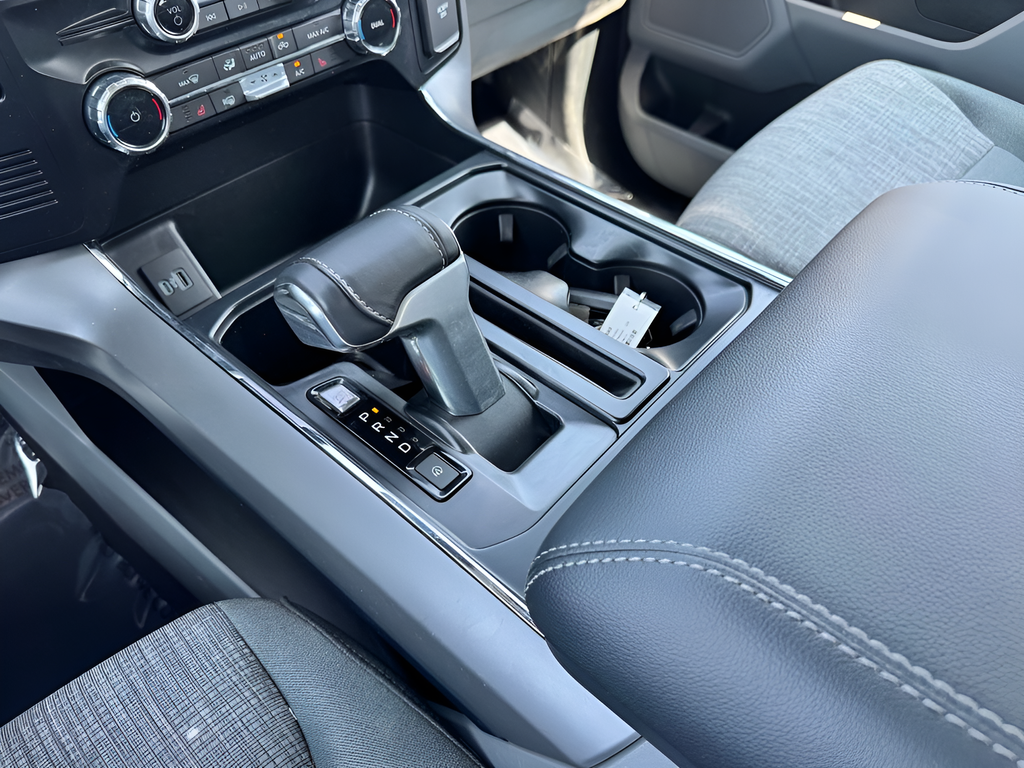 2023 Ford F-150 Lightning XLT