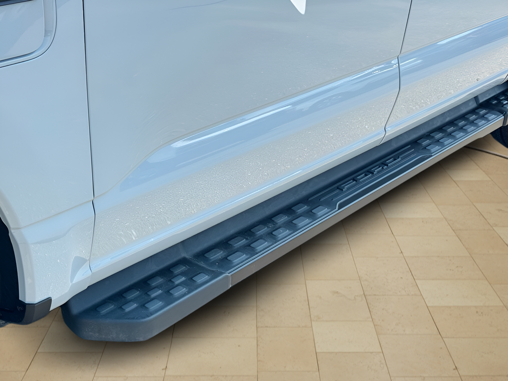 2023 Ford F-150 Lightning XLT