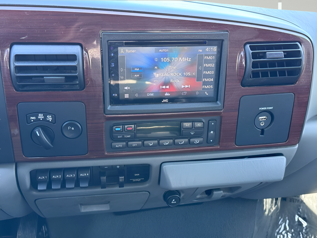 2006 Ford F-350SD Lariat
