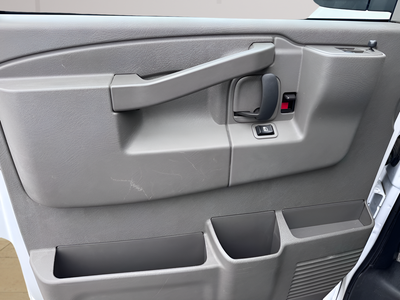 2023 Chevrolet Express 3500 LT Passenger