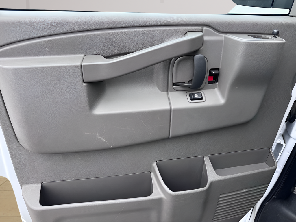 2023 Chevrolet Express 3500 LT Passenger