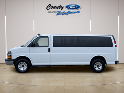 2023 Chevrolet Express 3500 LT Passenger