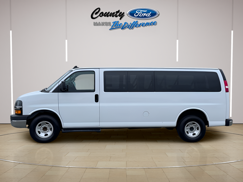 2023 Chevrolet Express 3500 LT Passenger