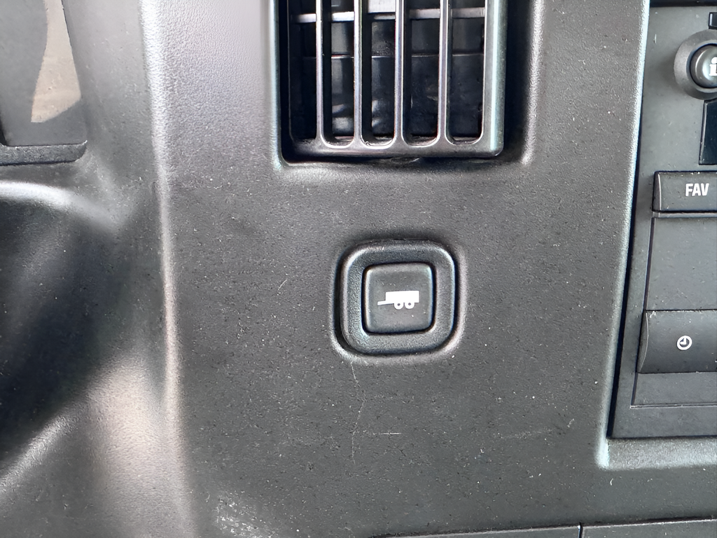 2023 Chevrolet Express 3500 LT Passenger