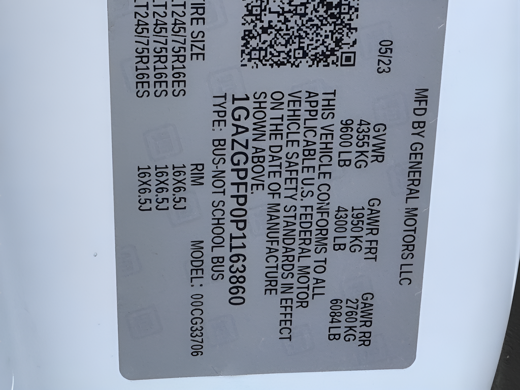 2023 Chevrolet Express 3500 LT Passenger