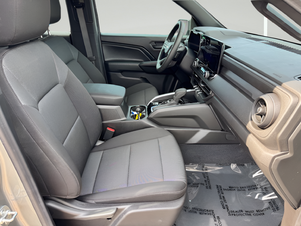 2025 Chevrolet Colorado Work Truck