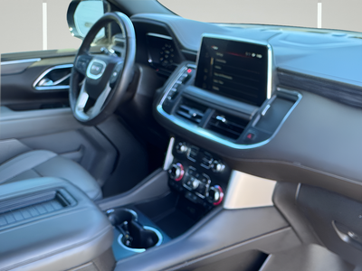 2022 GMC Yukon XL SLT