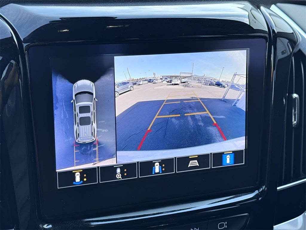 2022 Chevrolet Traverse RS