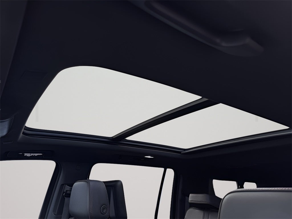 2021 Chevrolet Suburban RST