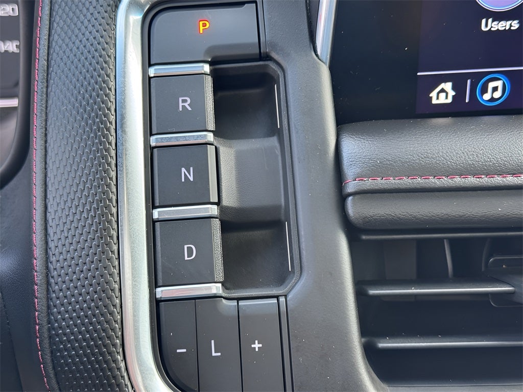 2021 Chevrolet Suburban RST