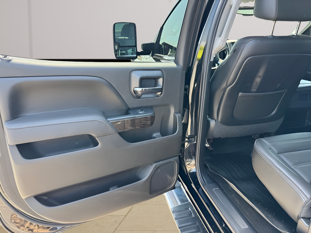2015 GMC Sierra 2500HD Denali