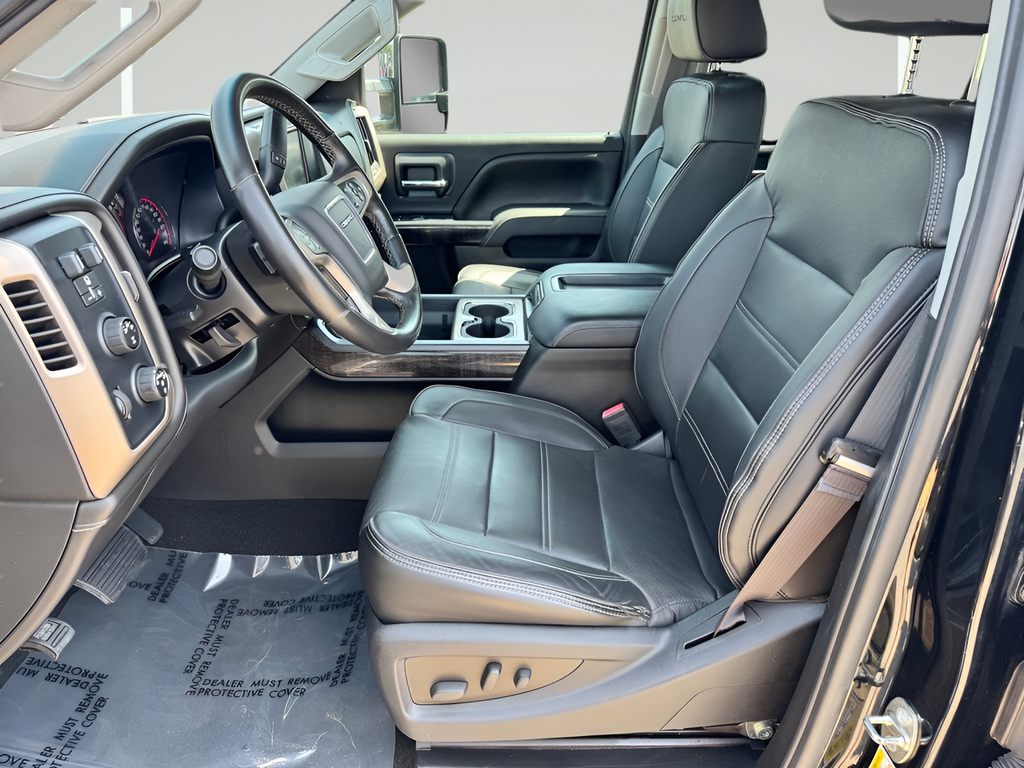 2015 GMC Sierra 2500HD Denali