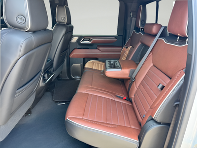 2024 GMC Sierra 3500HD Denali Ultimate