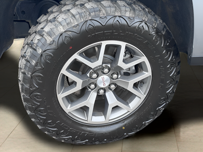 2022 GMC Canyon AT4 w/Leather