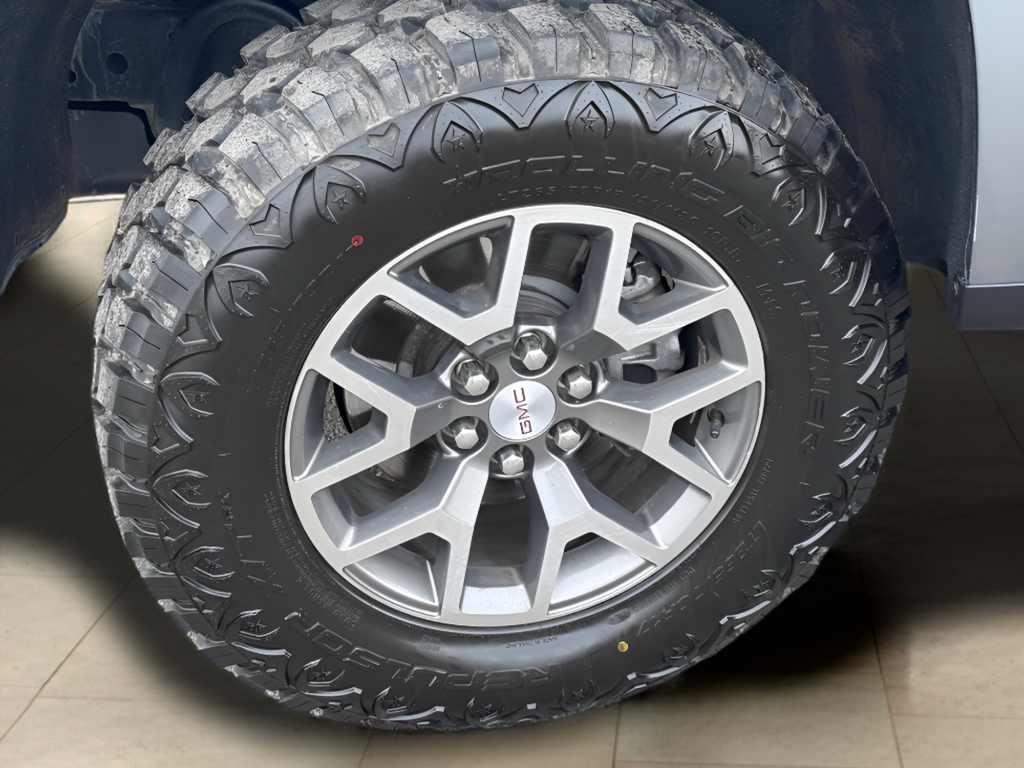 2022 GMC Canyon AT4 w/Leather