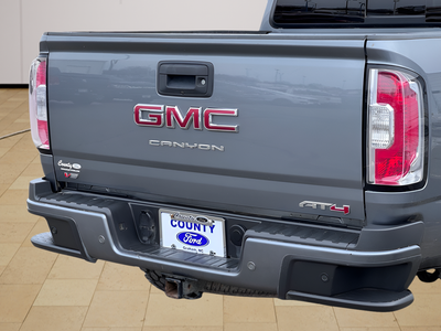 2022 GMC Canyon AT4 w/Leather