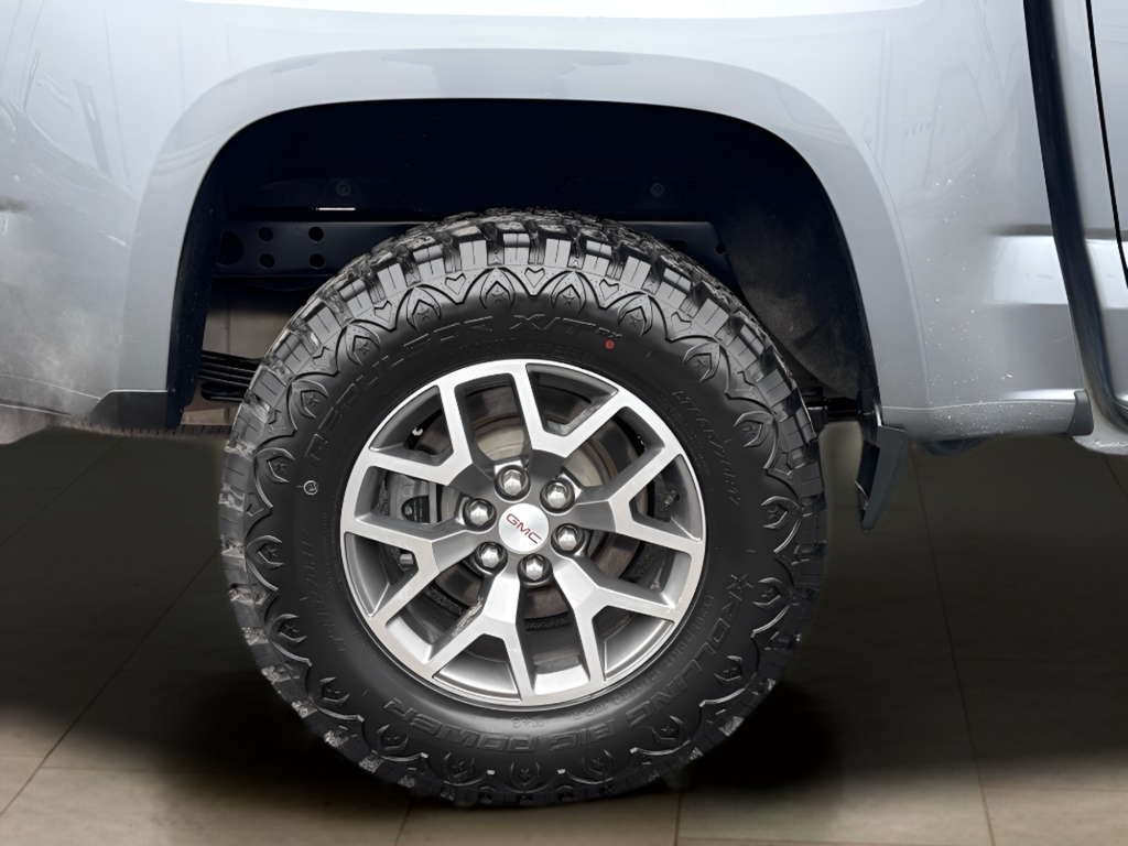 2022 GMC Canyon AT4 w/Leather